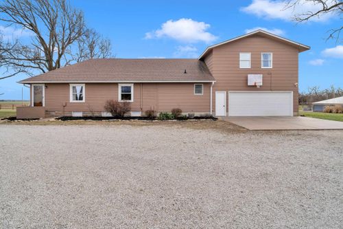 2935 Buckskin Rd, Moundridge, KS, 67107-7456 | Card Image