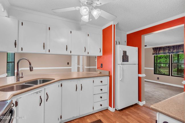 840 Wildwood Cir, House other with 3 bedrooms, 2 bathrooms and null parking in Hampstead NC | Image 10