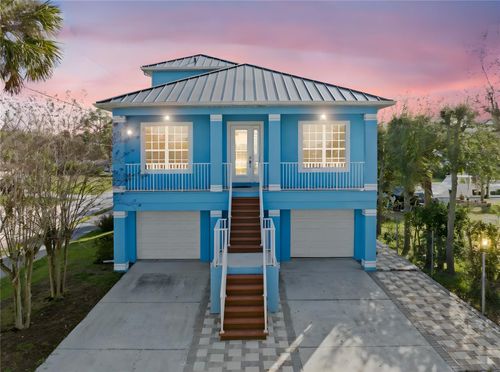 5446 Bluepoint Dr, Port Richey, FL, 34668-6312 | Card Image