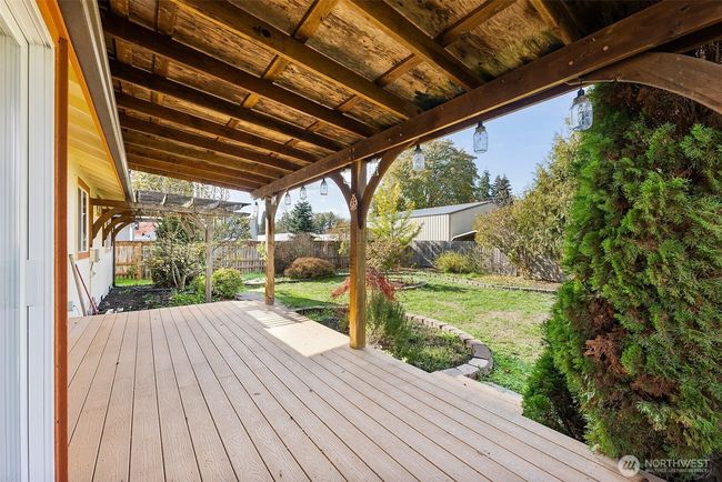 215 James St S, House other with 3 bedrooms, 2 bathrooms and 2 parking in Roy WA | Image 22