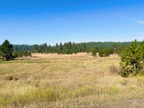 17 Whitefield Ln, McCall, ID, 83638-5027 | Card Image