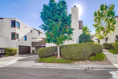 94 - Caminito Pajarito, Townhouse with 2 bedrooms, 2 bathrooms and 2 parking in San Diego CA | Image 2