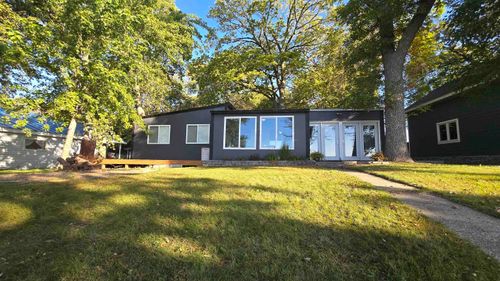 24641 Mcclelland Ln, Spirit Lake, IA, 51360-7505 | Card Image