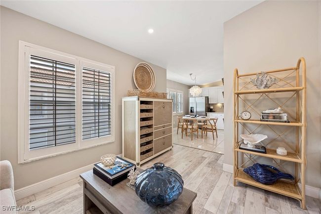 APT-201 - 2450 Old Groves Rd, Condo with 2 bedrooms, 2 bathrooms and null parking in Naples FL | Image 20