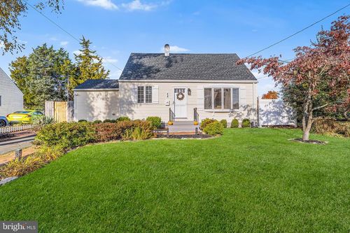 48 Falmouth Rd, Hamilton, NJ, 08620-1549 | Card Image