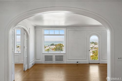 apt-3-1940 Vallejo St, San Francisco, CA, 94123-4974 | Card Image