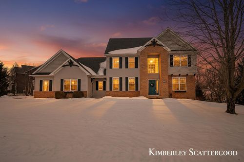 8700 Olde Meadow Dr, Rockford, MI, 49341-7521 | Card Image