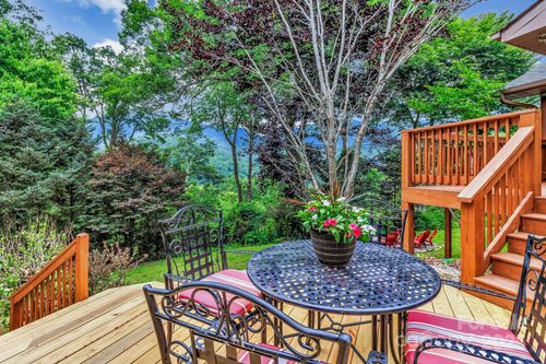 99 Margaret Dr, Leicester, NC, 28748-6603 | Card Image