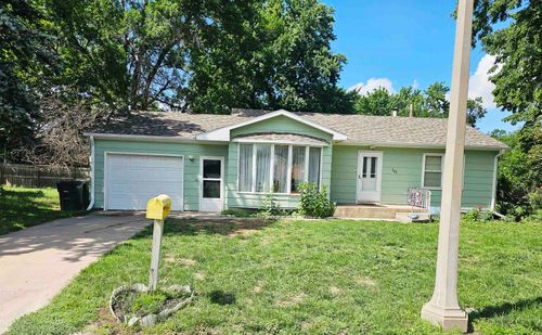 143 Ringland Rd, Hastings, NE, 68901-4052 | Card Image