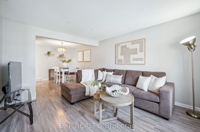 116 Dinison Cres, House attached with 3 bedrooms, 2 bathrooms and 3 parking in Kitchener ON | Image 5