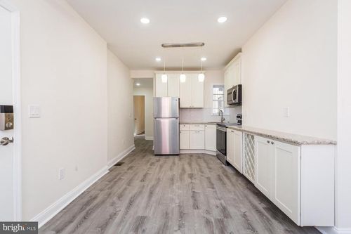 1-537 N 33rd St, PHILADELPHIA, PA, 19104-2554 | Card Image
