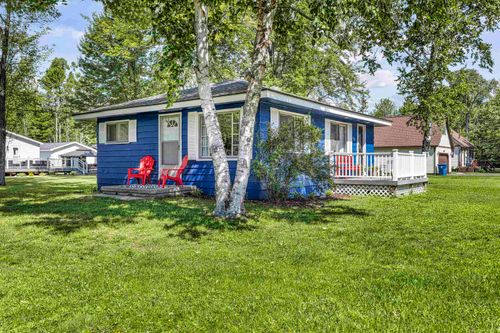508 Shore View Dr, Houghton Lake, MI, 48629-9439 | Card Image