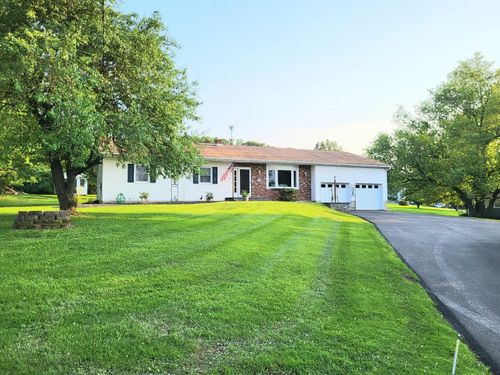 49 Houtman Dr, Walden, NY, 12586-2227 | Card Image