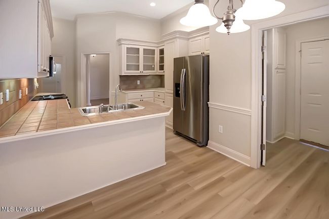 503 W Abbey Pl - 14 | Image 11