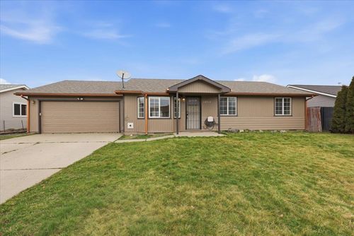 12712 W 11th Ave, Airway Heights, WA, 99001-9429 | Card Image