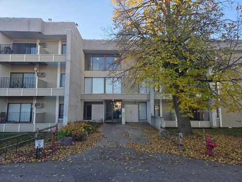 apt-111-4130 Rahn Rd, Eagan, MN, 55122-2185 | Card Image