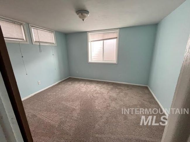1818 E Terry St, House other with 6 bedrooms, 2 bathrooms and 4 parking in Pocatello ID | Image 33