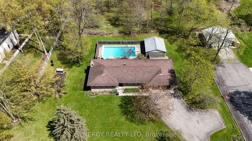 4422 Nauvoo Rd, Watford, ON, N0M2S0 | Card Image