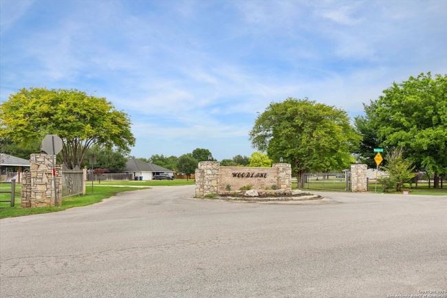 640 Woodlake Dr, House other with 5 bedrooms, 5 bathrooms and null parking in Mcqueeney TX | Image 44