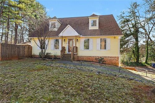 4010 Gracemont Dr, Winston Salem, NC, 27106-1614 | Card Image