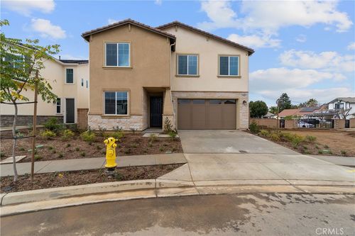 34232 Travis Lane, Yucaipa, CA, 92399 | Card Image