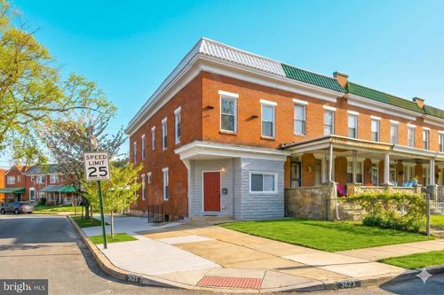 246 N Hilton St, BALTIMORE, MD, 21229-3012 | Card Image