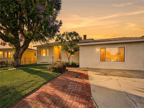 1695 James Pl, Pomona, CA, 91767-3705 | Card Image