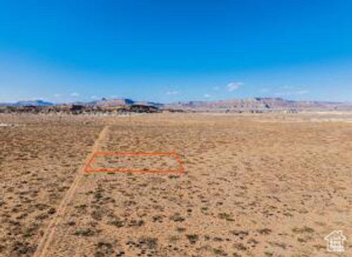 7130 W 2732 N, Big Water, UT, 84741 | Card Image