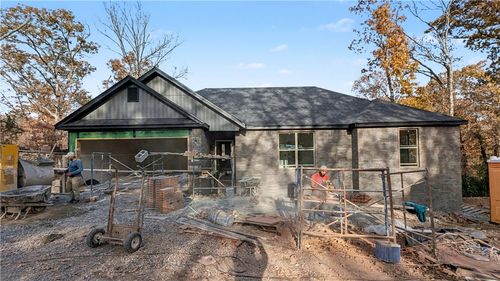 20 Branchwood Dr, Bella Vista, AR, 72715-2702 | Card Image