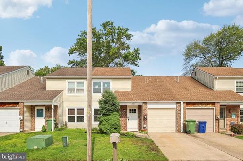 304 Foxwood Ln, MARLTON, NJ, 08053-2721 | Card Image