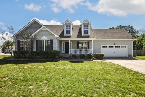 1029 Freedom Dr, Clarksville, TN, 37042-7084 | Card Image