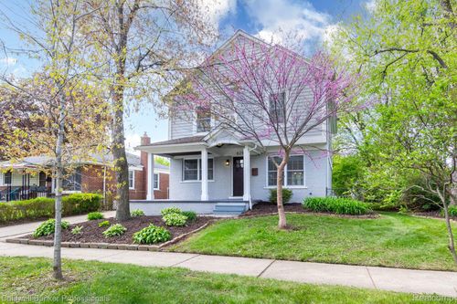 829 N Dorchester Ave, Royal Oak, MI, 48067-2116 | Card Image