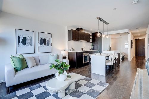 1005-12 Bonnycastle St, Toronto, ON, M5A0C8 | Card Image