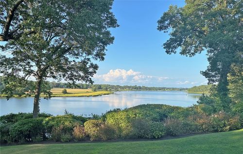 17 Pojac Point Rd, North Kingstown, RI, 02852-1031 | Card Image