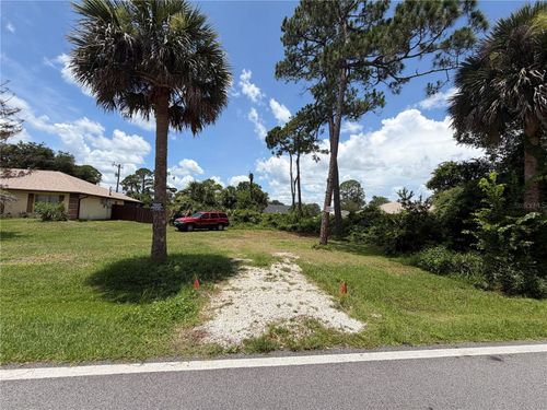 2820 Willow Oak Dr, Edgewater, FL, 32141-5602 | Card Image