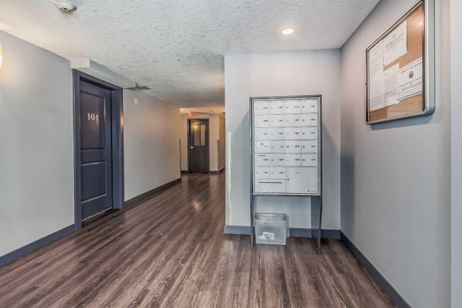 206 - 15207 1 Street Se, Home with 2 bedrooms, 2 bathrooms and 1 parking in Calgary AB | Image 33