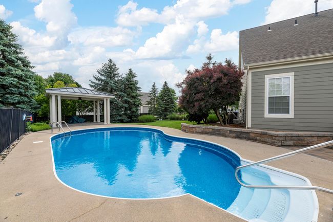 6655 Baronscourt Loop, House other with 3 bedrooms, 3 bathrooms and null parking in Dublin OH | Image 47