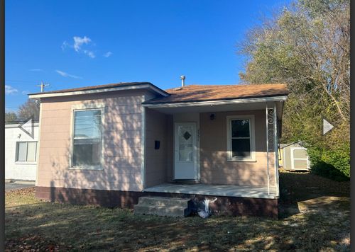 2551 W Grand St, Springfield, MO, 65802-4902 | Card Image