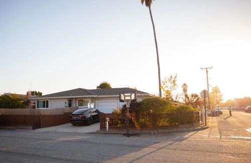 1915 Halterman Ave, Santa Cruz, CA, 95062 | Card Image