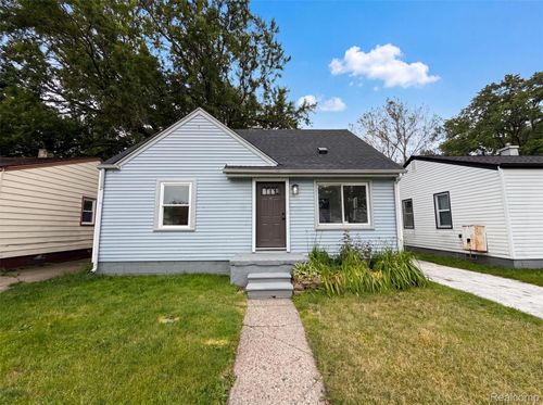 11268 Maxwell Ave, Warren, MI, 48089-2525 | Card Image