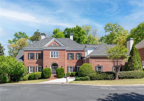 2203 Iron Gate Dr Se, Smyrna, GA, 30080-6382 | Card Image