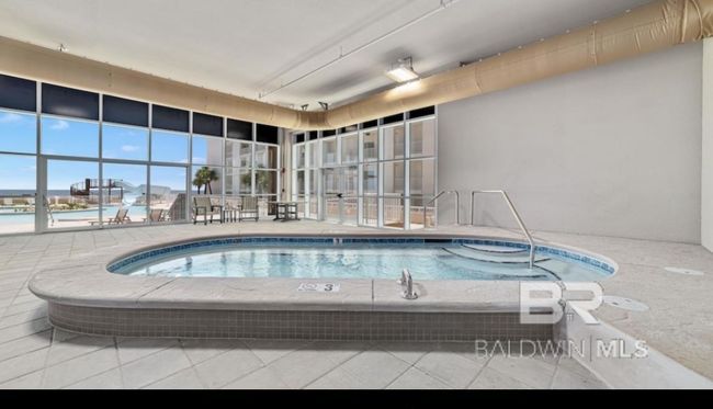 Pool | Image 33