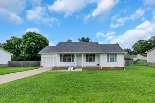 404 Noel Ln, Smyrna, TN, 37167-5965 | Card Image