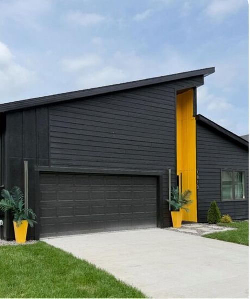 1013 Gardner St, Wayzata, MN, 55391-1128 | Card Image