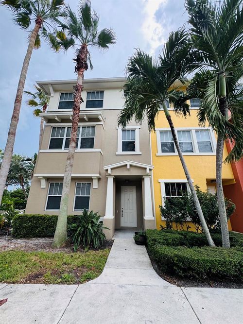 unit-1-441 Amador Ln, West Palm Beach, FL, 33401-8338 | Card Image