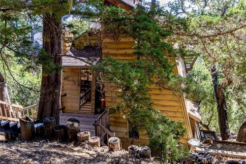 1420 Spencer St, Cambria, CA, 93428-5925 | Card Image