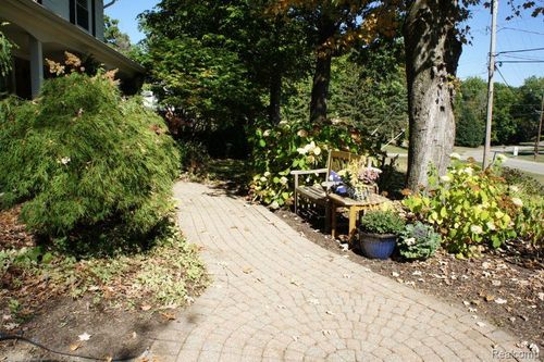 4619 Curtis Ln, Clarkston, MI, 48346-2721 | Card Image