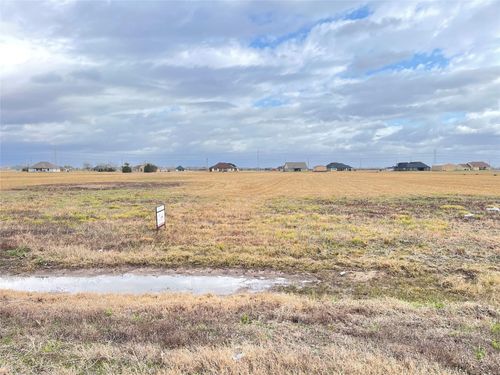 590 Longhorn Trail, Angleton, TX, 77515 | Card Image