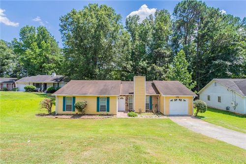 424 Sir Winston Ct, Jonesboro, GA, 30238-4561 | Card Image