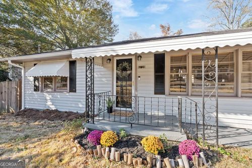 6739 Kull Dr, Lithia springs, GA, 30122-1744 | Card Image